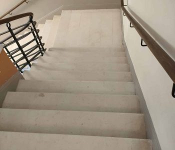 escalier marbre après