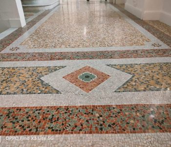 sol mosaïque de marbre hôtel l'orangeraie _La Croix Valmer_